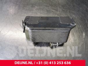 Volvo S60 Oliekoeler O102527 foto 4