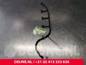 Volvo S60 Fuel return line O102528 photo 2