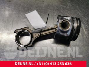 Volvo V40 Kolben O102605 foto 3