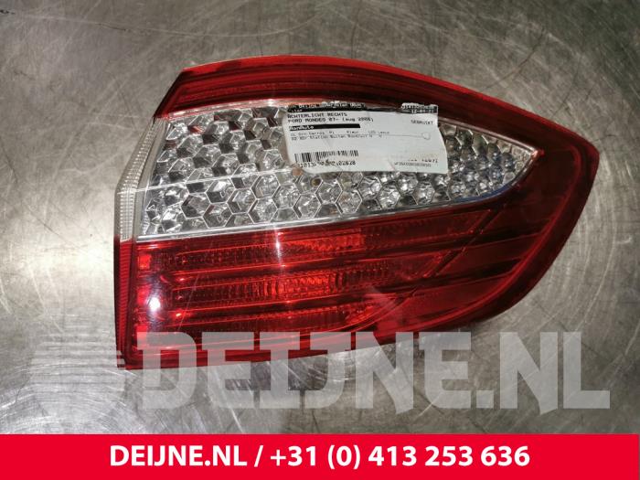 Ford Mondeo Taillight, right O102628