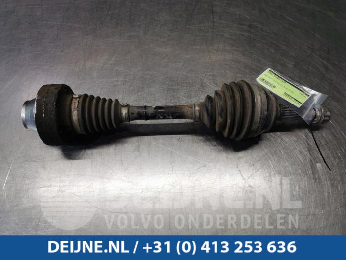 Porsche Cayenne Aandrijfas rechts-voor O102711