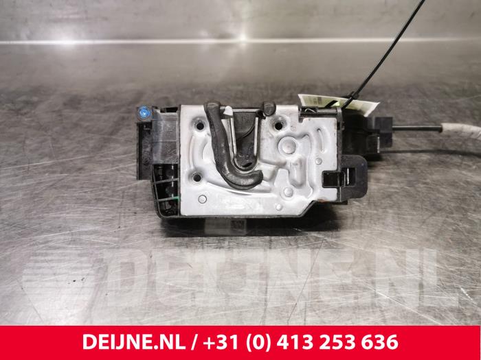 Mercedes Vito Door lock mechanism 2-door, left O102720