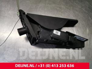 Volvo V60 Accelerator pedal O102763 photo 2