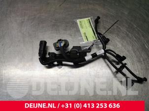 Volvo V40 Wiring harness engine room O102769 photo 3