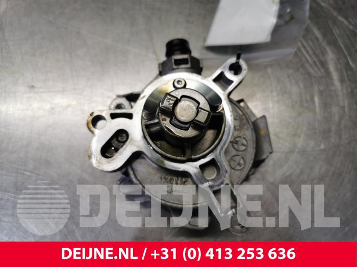 Gebruikte Vacuumpomp (Diesel) Volvo V40 (MV) 2.0 D4 16V Prijs € 60,00 Margeregeling aangeboden door van Deijne Onderdelen Uden B.V.