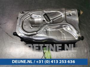 Gebruikte Luchtfilterhuis Mercedes E (W212) E-300 BlueTec Hybrid V6 24V Prijs € 25,00 Margeregeling aangeboden door van Deijne Onderdelen Uden B.V.