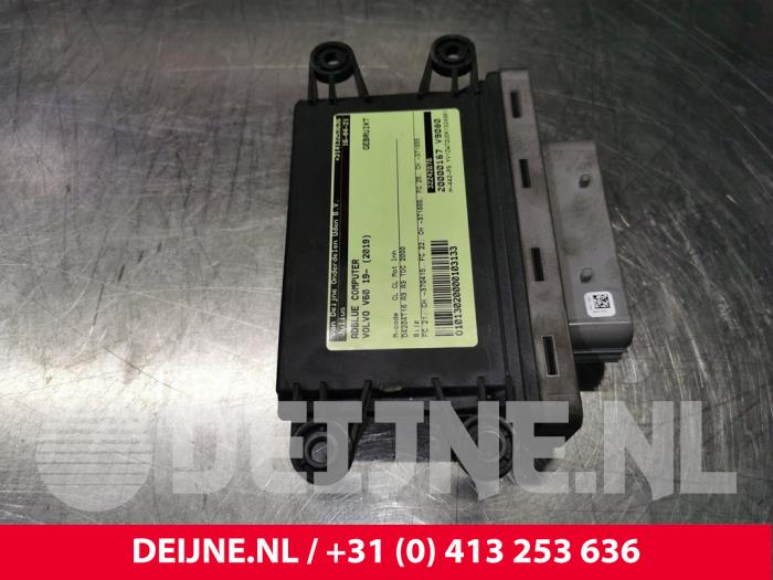 Adblue Computer van een Volvo V60 II (ZW) 2.0 D3 16V 2019