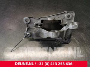 Volvo V60 Motorsteun O103138 foto 3