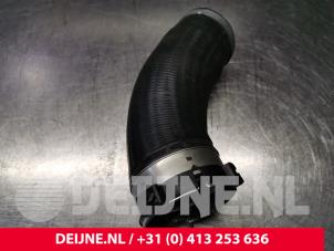 Volvo V60 Intercooler Schlauch O103179 foto 2