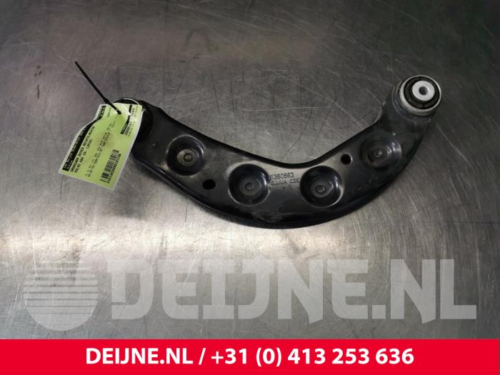Volvo V60 Querlenker oben rechts hinten O103196