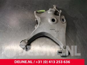 Volvo V60 Rear spring retainer, left O103198 photo 3