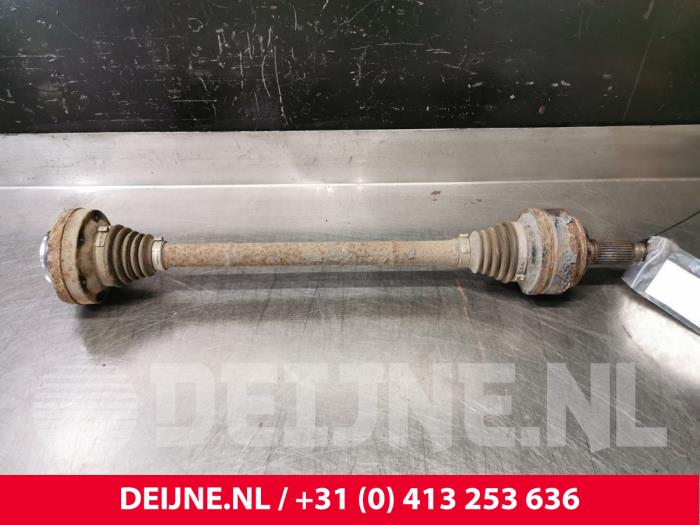 Porsche Cayenne Aandrijfas rechts-achter O103231