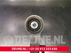 Porsche Cayenne Querlenker oben links vorne O103236 foto 3