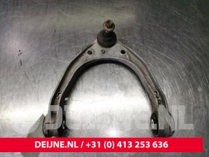 Porsche Cayenne Querlenker oben rechts vorne O103237 foto 2
