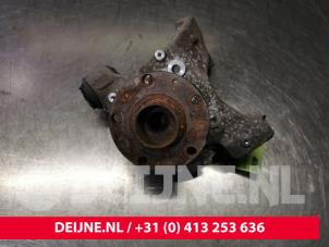 Audi A6 Fusee rechts-achter O103248 foto 4