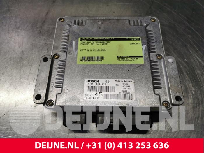 Peugeot 307 Engine management computer O103254