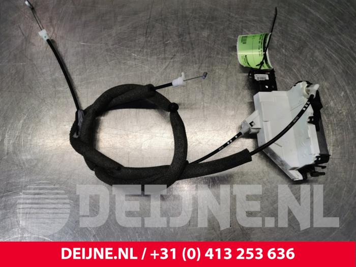 Citroen Berlingo Schuifdeur Slotmechaniek rechts O103301