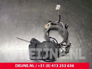 Volkswagen ID.3 Front door lock mechanism 4-door, right O103625 photo 2