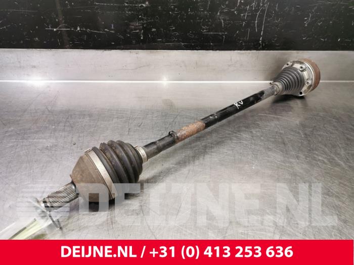 Volkswagen Polo Aandrijfas rechts-voor O103632