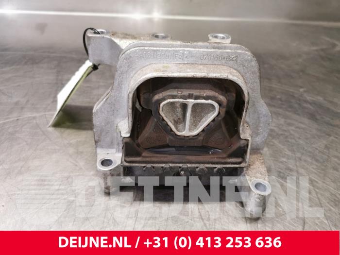 Gebruikte Motorsteun Volkswagen Polo V (6R) 1.4 TDI DPF BlueMotion technology Prijs € 20,00 Margeregeling aangeboden door van Deijne Onderdelen Uden B.V.