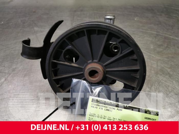Gebruikte Servopomp Volvo V70 (SW) 2.4 T 20V Prijs € 75,00 Margeregeling aangeboden door van Deijne Onderdelen Uden B.V.