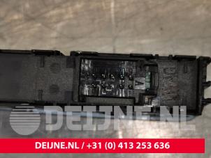Volkswagen Golf Schakelaar O103751 foto 2