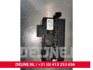 Volkswagen Golf Schakelaar O103755 foto 2