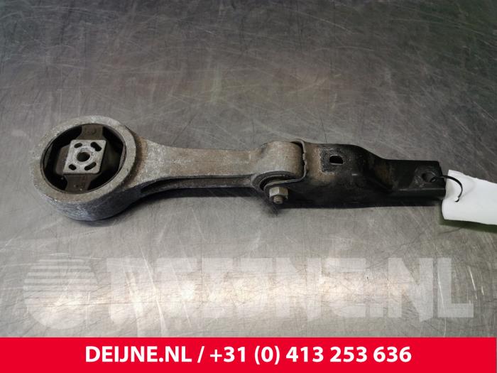 Volkswagen Polo Motorsteun O103781