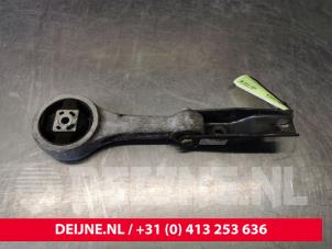 Volkswagen Polo Engine mount O103781 photo 3