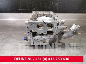 Nissan Cab Star Cilinderkop O103807 foto 3
