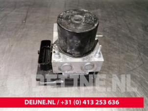 Volkswagen Polo ABS Pomp O103865 foto 4