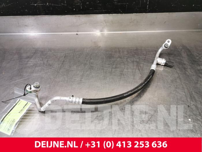Tesla Model 3 Airco Leiding O103928