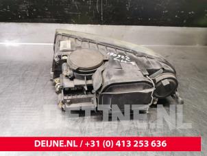 Volkswagen Touareg Koplamp rechts O103944 foto 2