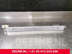Tesla Model 3 Dwarsbalk frontdeel O103977 foto 2