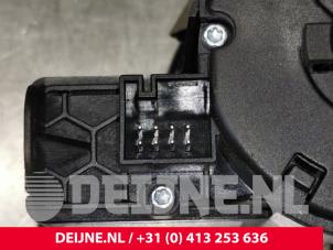 Mercedes Vito Light switch O104004 photo 3