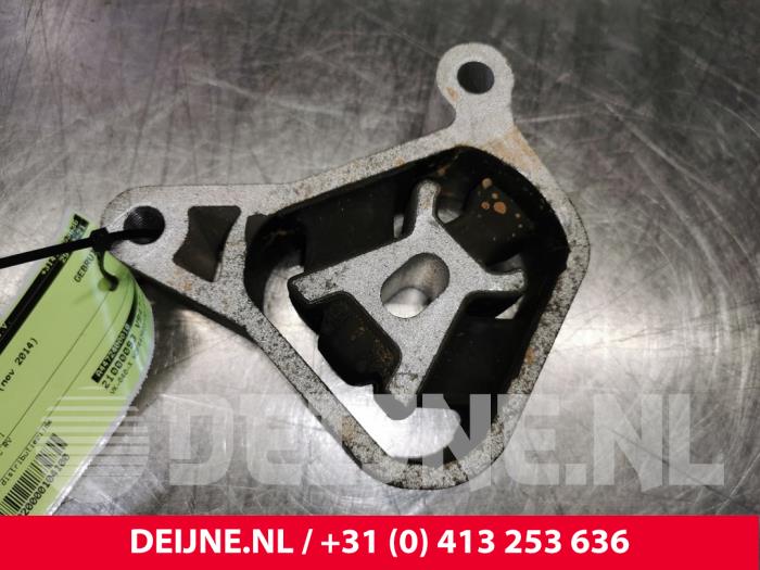 Mercedes Vito Motorlager O104100