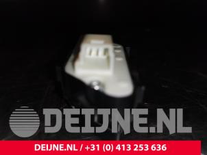 Mercedes Vito Central locking switch O104106 photo 3