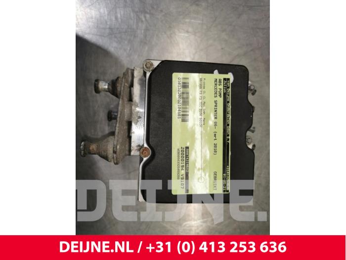 Mercedes Sprinter ABS pump O104161