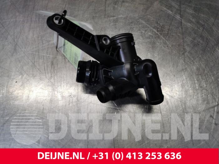 Thermostaathuis van een BMW 1 serie (F20) 116i 1.6 16V 2012