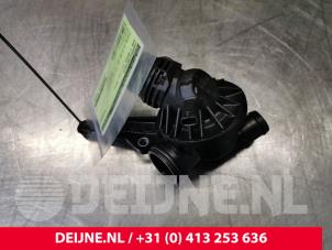 BMW 1-Serie Thermostat housing O104181 photo 3