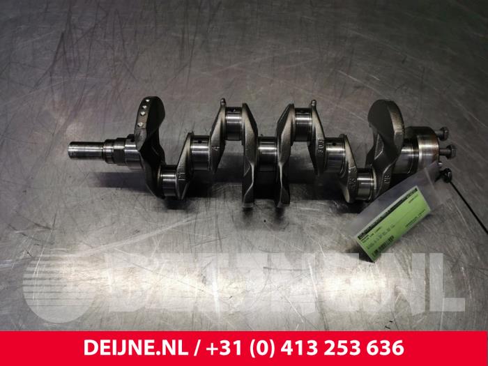 Gebruikte Krukas Volvo C30 (EK/MK) 1.6 16V Prijs € 70,00 Margeregeling aangeboden door van Deijne Onderdelen Uden B.V.