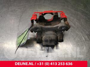 Mercedes E-Klasse Remklauw (Tang) links-achter O104211 foto 3
