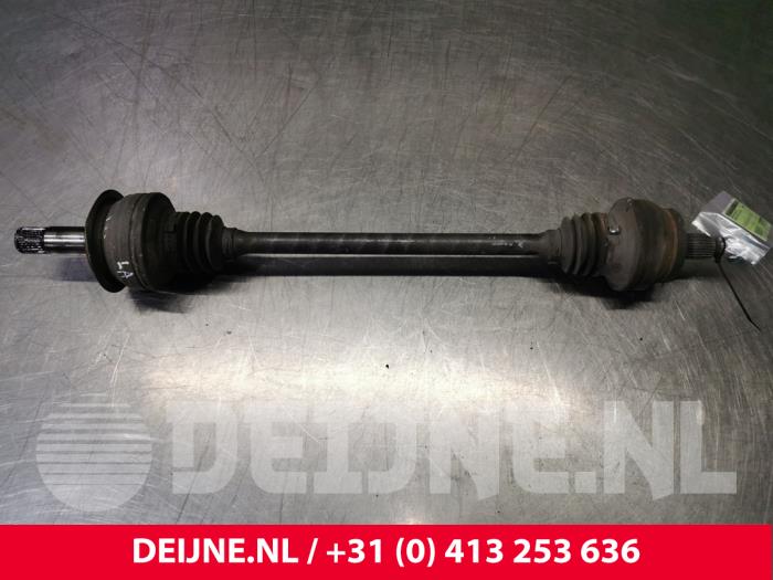 Mercedes E-Klasse Aandrijfas links-achter O104217