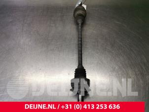 Mercedes E-Klasse Drive shaft, rear left O104217 photo 2