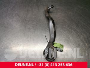 Mercedes E-Klasse Front lower wishbone, right O104223 photo 2