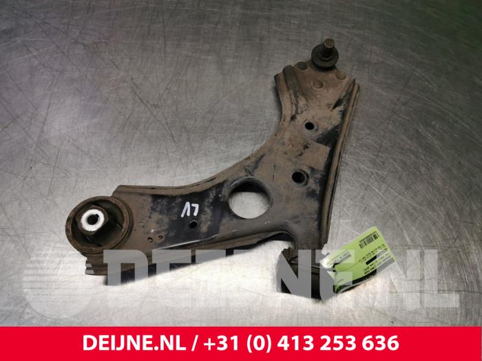 Fiat Doblo Draagarm onder links-voor O104241