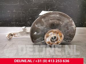 Gebruikte Fusee rechts-voor Mercedes GLE (W166) 250d 2.0 Prijs € 125,00 Margeregeling aangeboden door van Deijne Onderdelen Uden B.V.