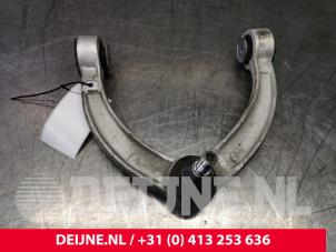 Gebruikte Draagarm boven rechts-voor Mercedes GLE (W166) 250d 2.0 Prijs € 70,00 Margeregeling aangeboden door van Deijne Onderdelen Uden B.V.