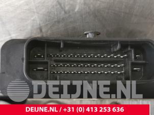Tesla Model 3 ABS Pumpe O104410 foto 2