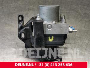 Gebruikte ABS Pomp Tesla Model 3 Long Range AWD 75 kWh Prijs € 235,95 Inclusief btw aangeboden door van Deijne Onderdelen Uden B.V.